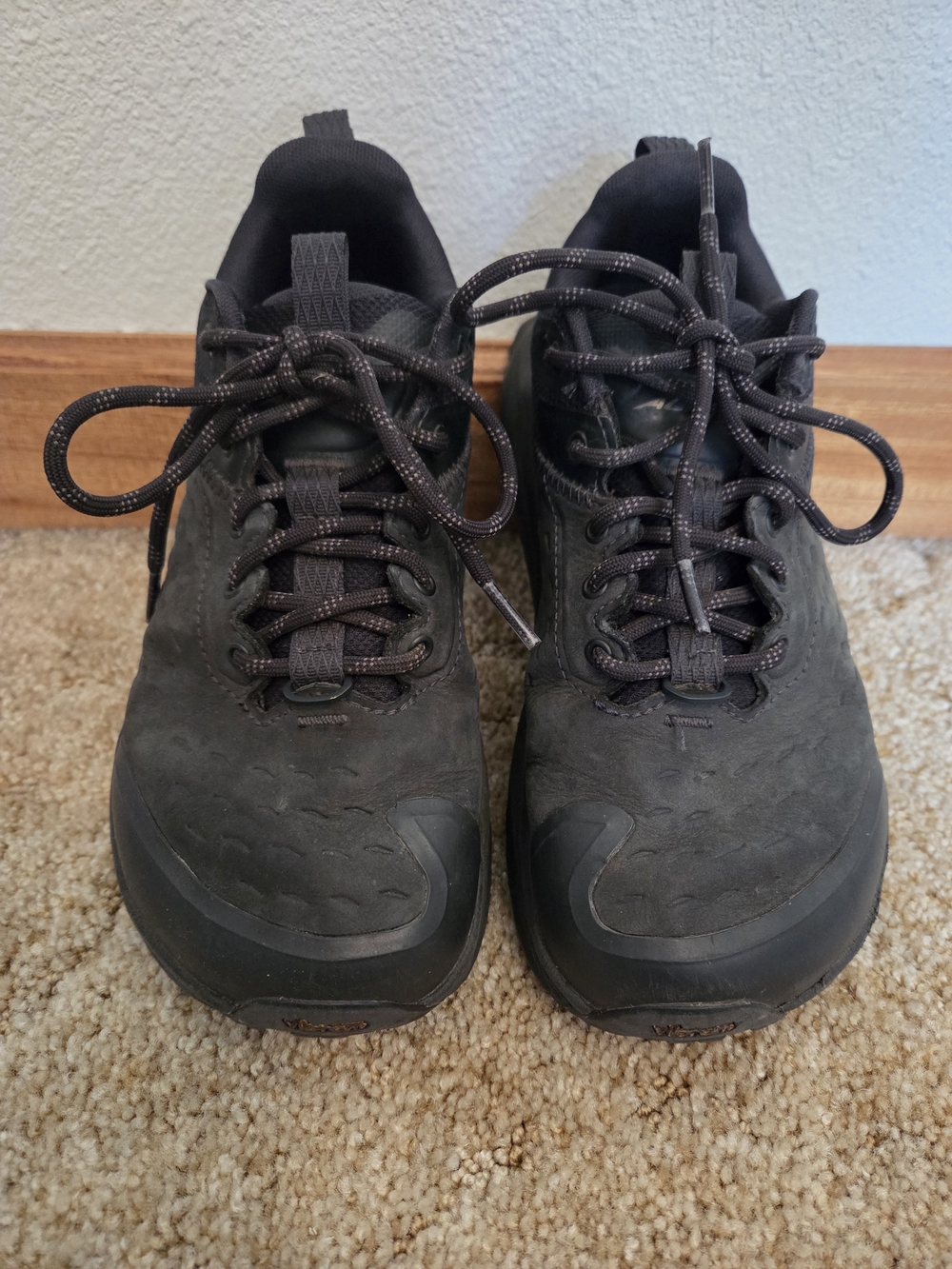 Altra Women's Black Olympus 6 Trail Sneakers
